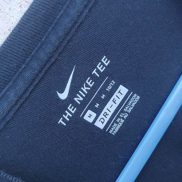 Carolina Panther Shirt/girls - Picture 5 of 9